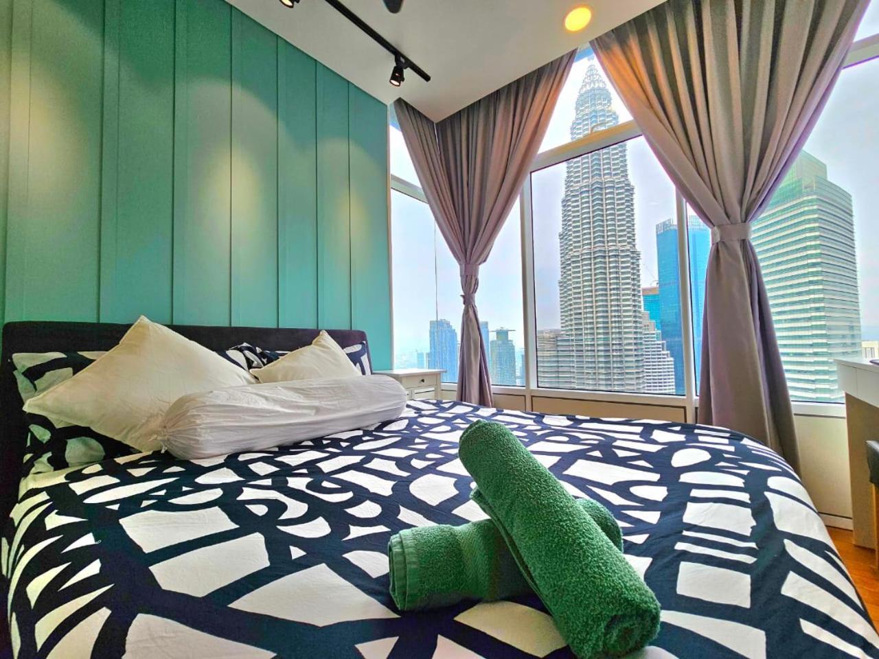 Sky Suites Klcc At Kuala Lumpur Exterior foto